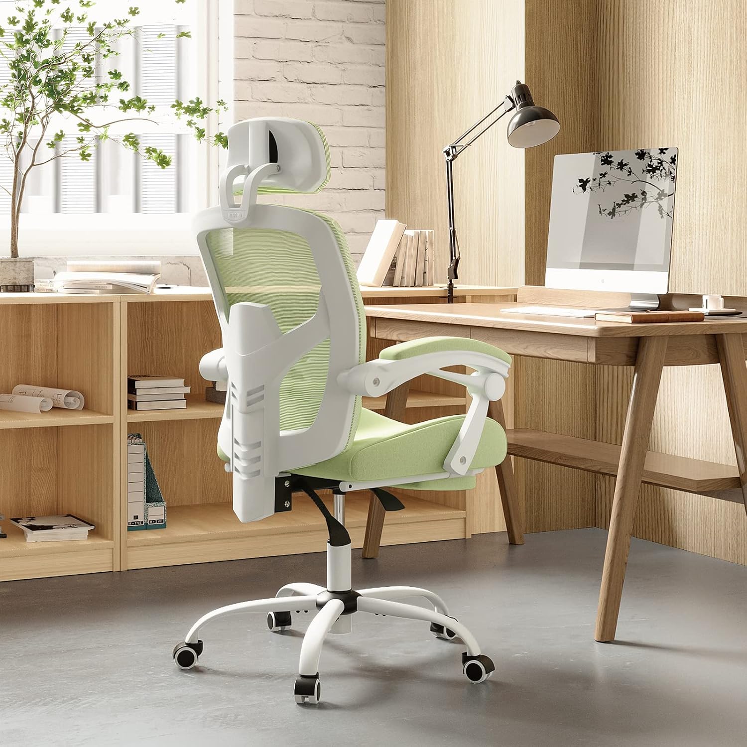 Home Office Student - Ergonomic Mesh Swivel Chair with Footrest