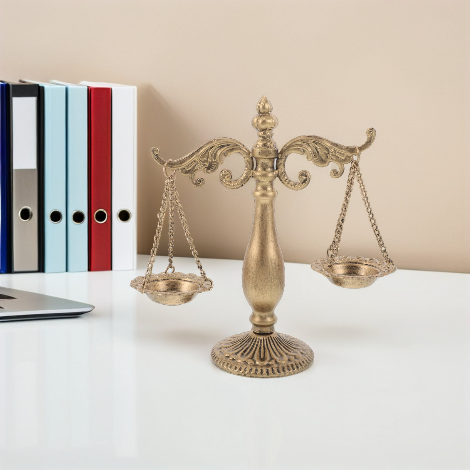 Metal Vintage Libra Balance Sc - Home Office Library avaliação e preço