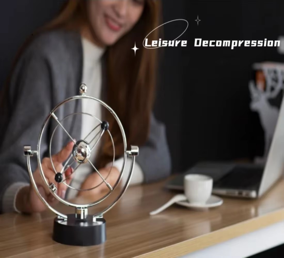 Celestial Eternal Motion Pendu - Home Office Desk Ideas avaliação e preço